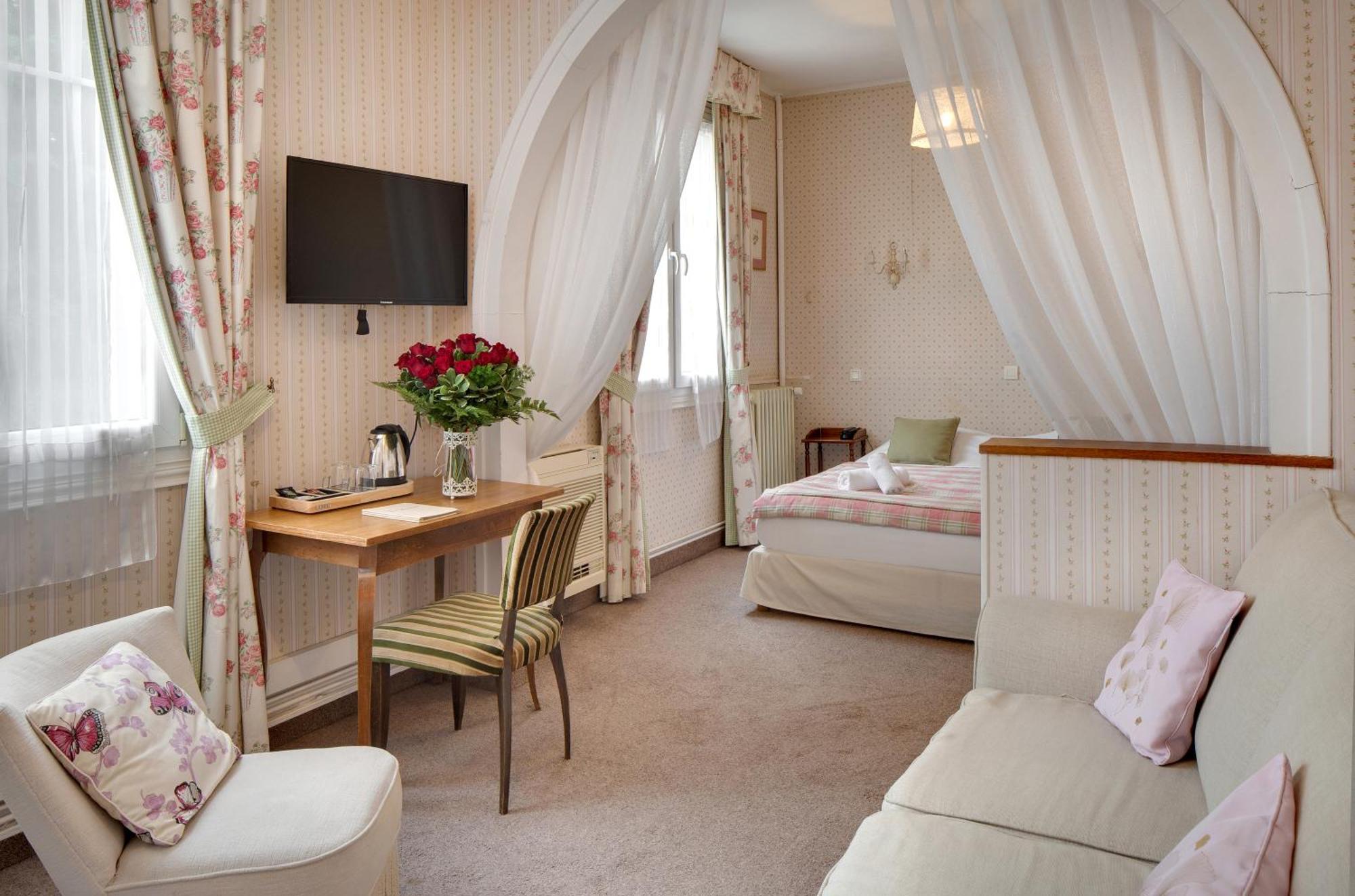 Hotel La Roseraie Σενονσώ Εξωτερικό φωτογραφία